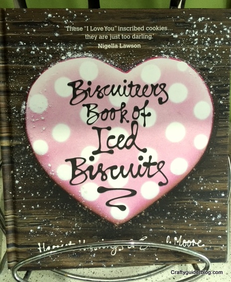 Great British Bake Off Biscuit Biscuiteers book